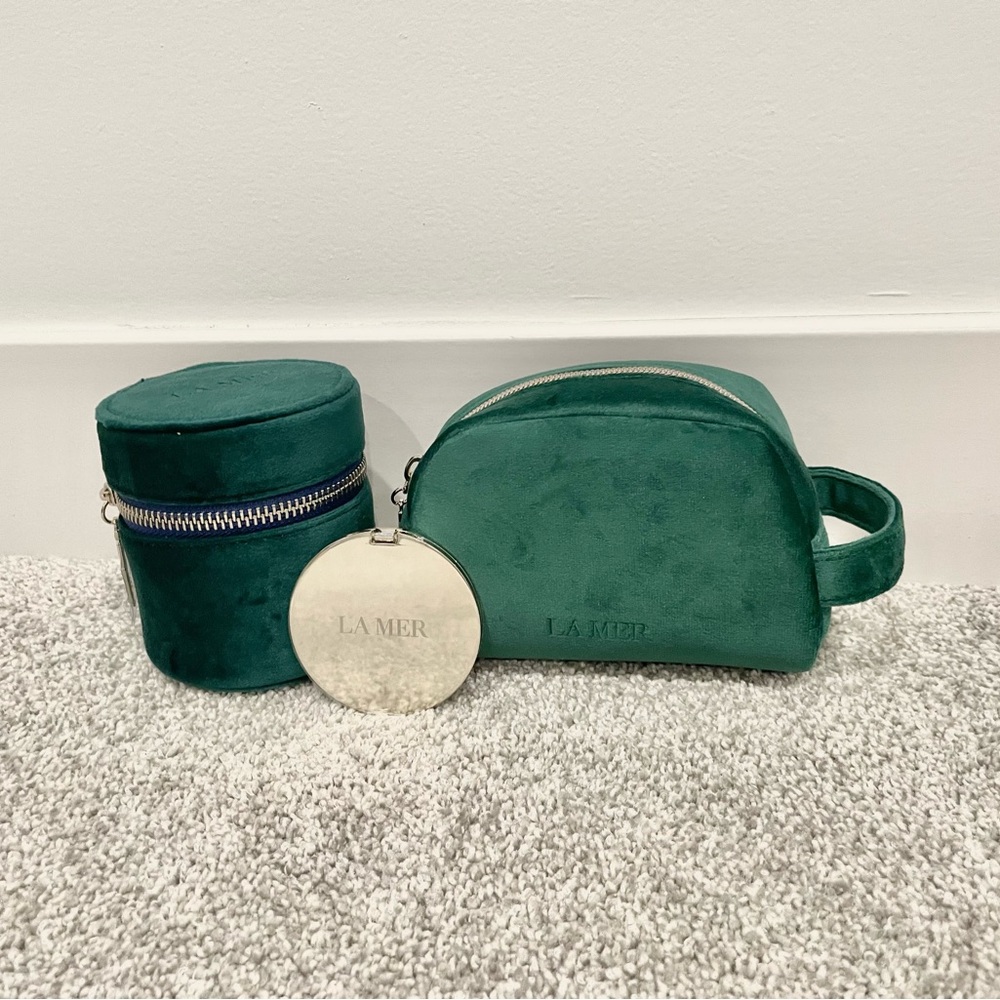 La Mer Velvet Cases and Mirror